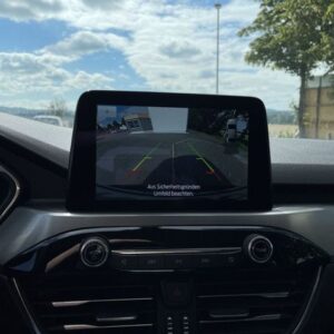 Fahrzeugabbildung Ford Kuga 1.5 TITANIUM HUD Navi digitales Cockpit LED