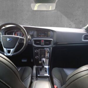 Fahrzeugabbildung Volvo V40 Momentum D3 Sportpaket Navi Leder digitales