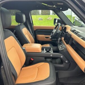 Fahrzeugabbildung Land Rover Defender 130 D300 X-Dynamic HSE 5-Sitzer voll