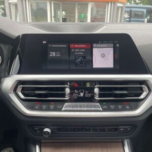 Fahrzeugabbildung BMW 330 d xDrive Aut. Luxury Line Allrad Navi Leder