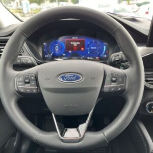 Fahrzeugabbildung Ford Kuga 2.0 4x4 TITANIUM Allrad HUD Navi digitales