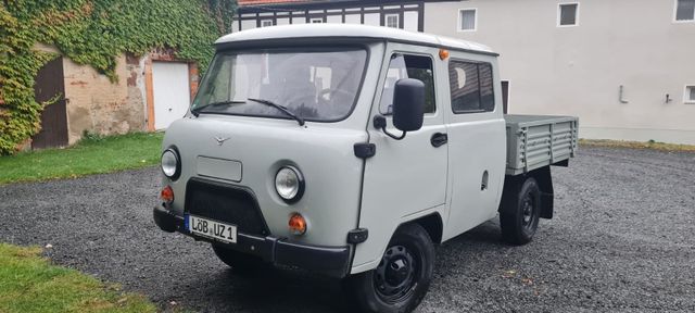 Andere UAZ Buchanka Doppelkabine Pritsche Pickup 4x4