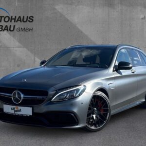 Fahrzeugabbildung Mercedes-Benz C 63 AMG C63S T Voll