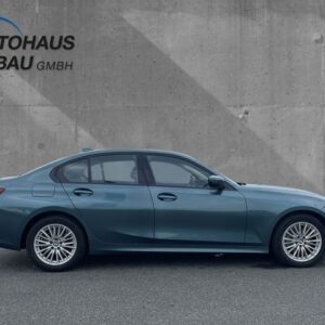 Fahrzeugabbildung BMW 330 d xDrive Luxury Line Allrad Aut Navi Leder L