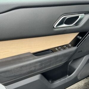 Fahrzeugabbildung Land Rover Range Rover Velar 3.0d SE AHK und Garantie