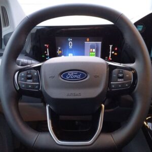 Fahrzeugabbildung Ford Tourneo Custom Titanium LTD 320L1 Allradantrieb