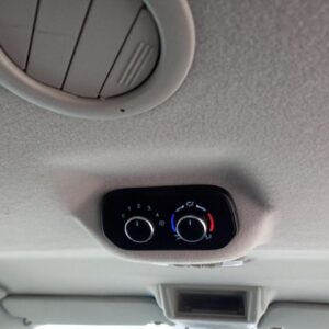 Fahrzeugabbildung Ford Transit Custom Kombi 320 L2H1  AHZV, 9-Sitzer, F