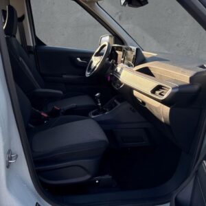 Fahrzeugabbildung Ford Tourneo Courier Trend  Klimaautom.,DAB-Radio,Spu