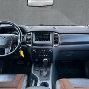 Fahrzeugabbildung Ford Ranger Wildtrak 3.2 TDCi DoKa 4x4 Autom AHK Navi