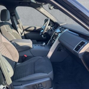 Fahrzeugabbildung Land Rover Discovery 5 S D250 AWD EU6d Luftfederung AD Nive