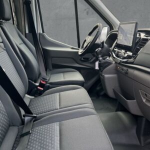 Fahrzeugabbildung Ford Transit Kombi N1 Trend 350L3 Doppelkabine 6 Sitz