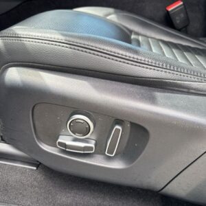 Fahrzeugabbildung Land Rover Discovery Sport Hybrid S AWD 1.5 P300e EU6d