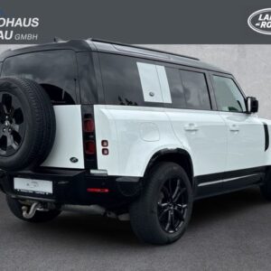 Fahrzeugabbildung Land Rover Defender 110 X-Dynamic HSE 3.0 D300