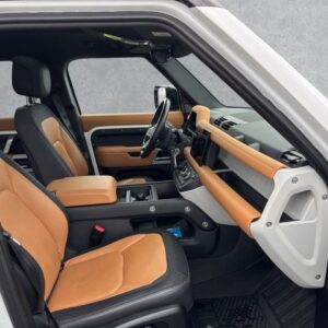 Fahrzeugabbildung Land Rover Defender 110 X-Dynamic HSE 3.0 D300