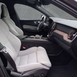 Fahrzeugabbildung Volvo XC60 Inscription AWD B5 Diesel EU6d HUD AHK-klap