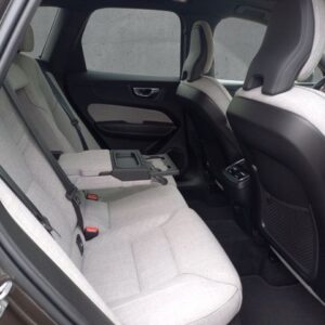 Fahrzeugabbildung Volvo XC60 Inscription AWD B5 Diesel EU6d HUD AHK-klap