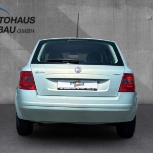 Fahrzeugabbildung Fiat Stilo 1.4 16V Active 8fach bereift