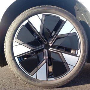 Fahrzeugabbildung Volvo EX30 Plus RWD Pure Electric Soundsystem HarmanKa