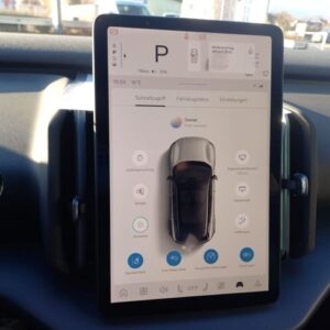 Fahrzeugabbildung Volvo EX30 Plus RWD Pure Electric Soundsystem HarmanKa