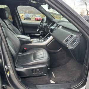Fahrzeugabbildung Land Rover Range Rover Sport HSE Dynamic 4.4 SDV8 HUD+Black