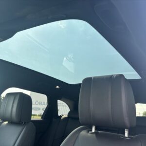 Fahrzeugabbildung Land Rover Range Rover Velar Dynamic HSE D300 el.AHK + Pano