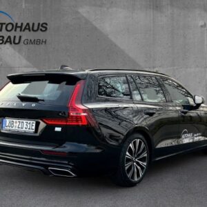 Fahrzeugabbildung Volvo V60 R Design T6 Recharge Plug-In Hybrid AWD 341P