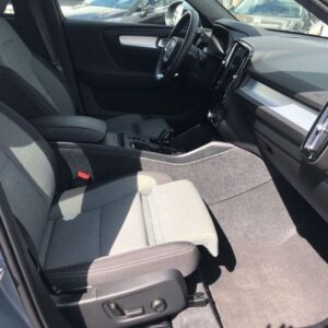 Fahrzeugabbildung Volvo XC40 B3 Benzin Driver Assistance, el. Sitze, Nav
