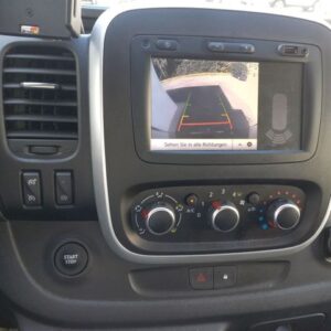 Fahrzeugabbildung Nissan NV300 Kombi L1H1 2,7t PREMIUM 2 DPF AHK SHZ Temp