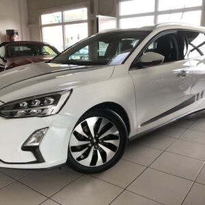 Fahrzeugabbildung Ford Focus Turnier C+C 1.5 EcoBoost Navi-SYNC3, LMF17