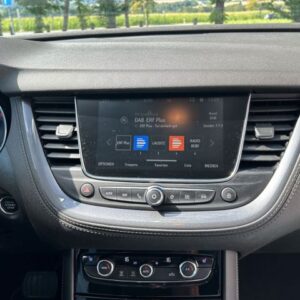 Fahrzeugabbildung Opel Grandland Elegance Plug-in-Hybrid 4 1.6 Turbo Hy