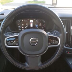 Fahrzeugabbildung Volvo V60 Kombi Momentum Pro Navi Digitales Cockpit Me