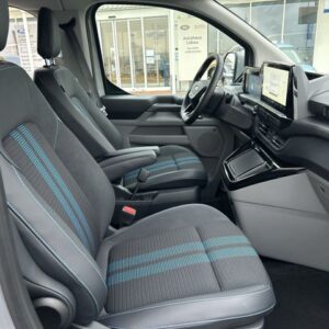 Fahrzeugabbildung Ford Tourneo Custom 340L1 Sport Vollelektrisch 82,5 k