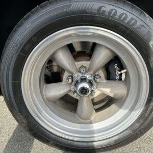 Fahrzeugabbildung Ford Mustang Fastback Sportsroof 5.7 V8 Motor 351 Vol