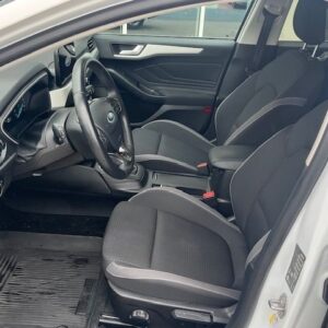 Fahrzeugabbildung Ford Focus TurnierC+C1.5EcoB.!Wartungsarm-Motor mitSt