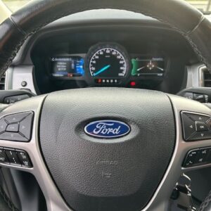 Fahrzeugabbildung Ford Ranger Limited Doppelkabine 4x4 Automatik 3,2L m