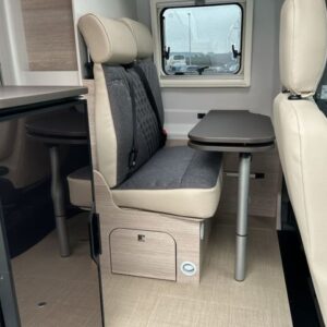 Fahrzeugabbildung Bürstner Lineo Wohnmobil Ford Transit Bürstner C590 Brava