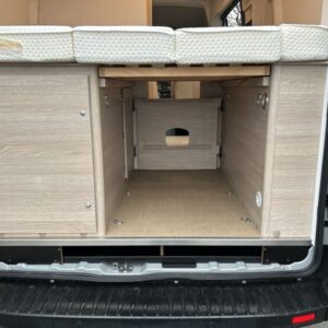 Fahrzeugabbildung Bürstner Lineo Wohnmobil Ford Transit Bürstner C590 Brava