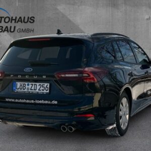 Fahrzeugabbildung Ford Focus Turnier ST-Line 1.0 EcoBoost Mild-Hybrid E