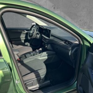 Fahrzeugabbildung Ford Kuga FHEV Hybrid Active 2,5l