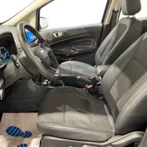 Fahrzeugabbildung Ford EcoSport Titanium 1.0 EcoB.E6    LMF,Navi,Klimaa