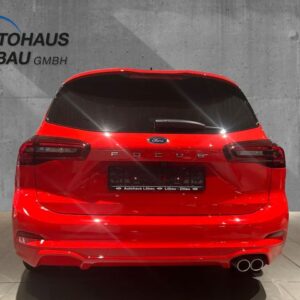 Fahrzeugabbildung Ford Focus Turnier ST-Line X 1.0 EcoBoost Automatik