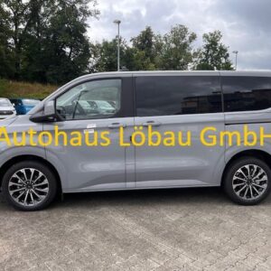Fahrzeugabbildung Ford Tourneo Custom Bus 320 L1 Titan.X AWD Standheizg