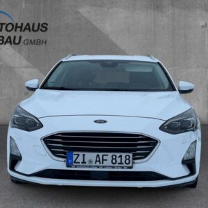Fahrzeugabbildung Ford Focus Turnier Titanium