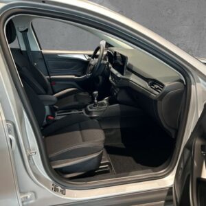 Fahrzeugabbildung Ford Focus Turnier Titanium 1.0 EcoBoost Mild-Hybrid