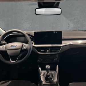 Fahrzeugabbildung Ford Focus Turnier Titanium 1.0 EcoBoost Mild-Hybrid