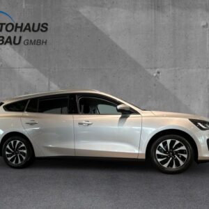 Fahrzeugabbildung Ford Focus Turnier Titanium 1.0 EcoBoost Mild-Hybrid