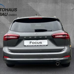 Fahrzeugabbildung Ford Focus Turnier Titanium