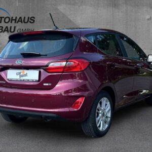 Fahrzeugabbildung Ford Fiesta Titanium 1.0l Automatik- sehr wenig km!