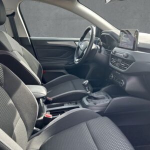Fahrzeugabbildung Ford Focus Turnier Cool & Connect