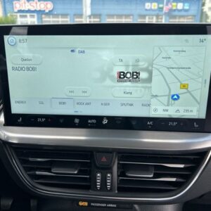 Fahrzeugabbildung Ford Focus Titanium 1.0 EcoBoost MHEV - Einparkassist